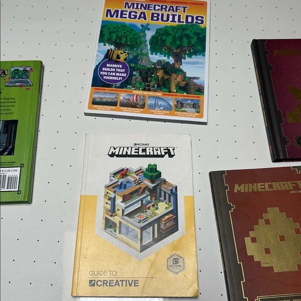 Video Game Minecraft book Collection - Multicolor